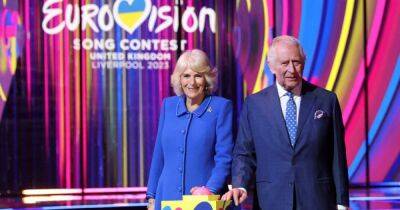 Король Чарльз и королева Камилла открыли сцену "Евровидения-2023" (фото, видео)