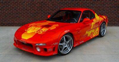 На продажу выставили культовый спорткар Mazda из фильма "Форсаж" (фото)
