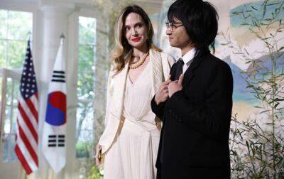 Анджелина Джоли - Анджелина Джоли вместе со старшим сыном посетила Белый дом - korrespondent.net - Южная Корея - США - Украина - Сеул