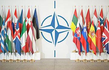 США обсудят с НАТО и ЕС ускорение поставок оружия Украине