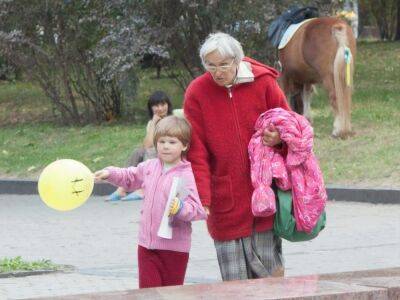 У самой старшей матери Украины отобрали ребенка после того, как девочка написала в соцсетях пост о помощи