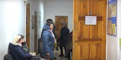 Украинцы получат надбавку в 1200 гривен: кому повысят выплаты уже летом