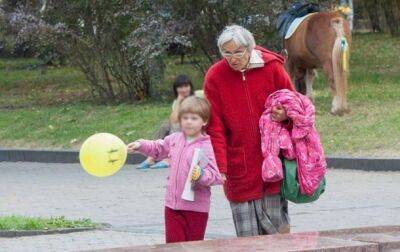 Родить на пенсии - почему это возможно в Украине