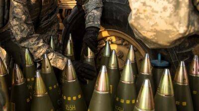 Одна из стран ЕС планирует увеличить производство снарядов калибра 155 мм для Украины