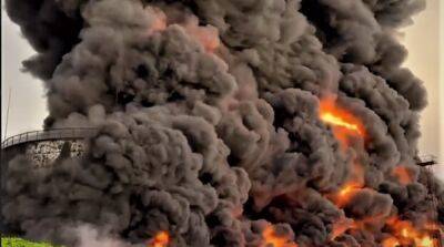 Беспилотник атаковал нефтебазу в Севастополе, произошел масштабный пожар