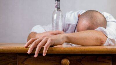 В Энергодаре горожане умирают от отравления российским алкоголем – мэр