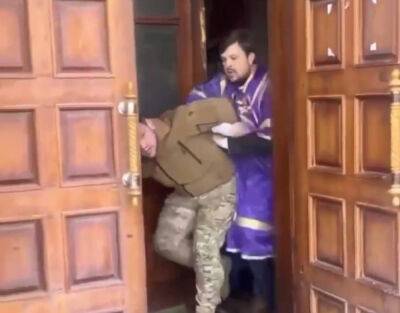 Избиение военного в Хмельницком - доброволец сделал заявление с больничной койки - видео