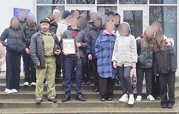 В Гомеле школьников согнали на «акцию памяти» российского пропагандиста Татарского