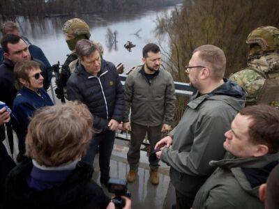 Зеленский провел встречу с вице-канцлером Германии. ФРГ предложили профинансировать восстановление мостов в Черниговской области