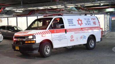 Автобус сбил младенца в Иерусалиме, отцу сообщили во время дежурства в больнице