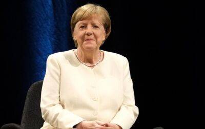 Меркель призвала к дебатам по окончанию войны в Украине