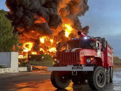 Гуменюк о пожаре на нефтебазе в Севастополе: Это подготовительная работа к широкому наступлению, которого все ожидают