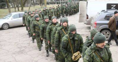 РФ собираются отправить на фронт молодежь с оккупированных территорий, — мэр Мелитополя