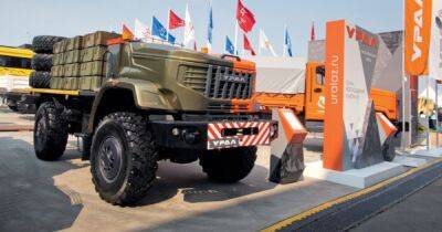 В России испытывают беспилотный грузовик "Урал": без кабины, но с чипами Intel (видео)