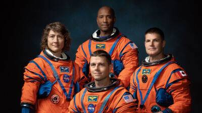 Виктор Гловер - NASA назвала астронавтов, которые отправятся к Луне в рамках миссии Artemis 2 - itc.ua - США - Украина - Канада
