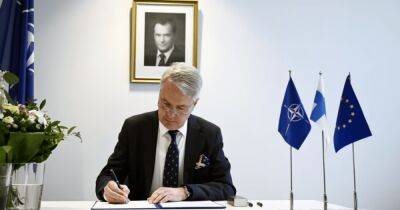 Документы подписаны: Финляндия вступает в НАТО, Россия грозит "обострением"