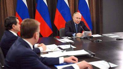 Путин предложил создать механизмы смены собственников зарубежных компаний