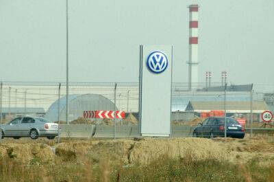 Суд снял арест с завода Volkswagen в Калуге