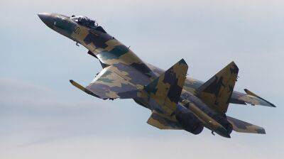 Российские Су-35 сбросили авиабомбы на Черниговщину – ОК "Север"