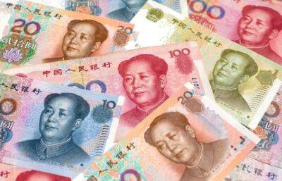 Китайский юань заменил доллар как самая продаваемая валюта в россии