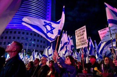 Опрос: каждый пятый израильтянин протестовал против судебной реформы
