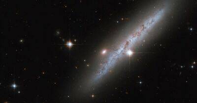 Телескоп Хаббл увидел последствия мощнейшего космического взрыва в далекой галактике (видео)