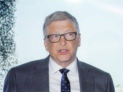 Призывы приостановить развитие искусственного интеллекта "не решат проблемы", считает Гейтс