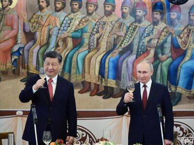 Посол Китая в ЕС назвал "риторикой" слова о "безграничной дружбе" с РФ и заявил, что КНР не признает Крым и Донбасс российскими