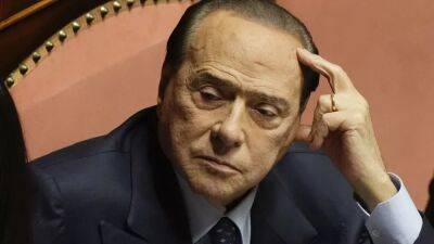 Берлускони снова попал в больницу