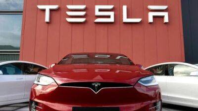 На 46.000 шекелей дешевле: начались продажи базовой версии Tesla Model Y