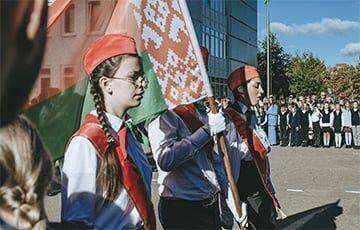 В белорусских школах вводят мероприятия «русского мира»