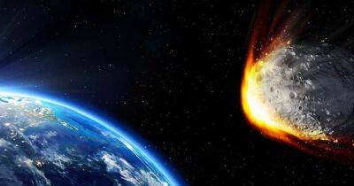Три больших астероида на подлете: космические камни подойдут к Земле почти на 3 млн км