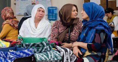 Афганским беженцам в Таджикистане начали оказывать психологическую помощь
