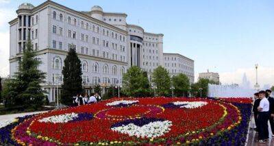 В Душанбе подведены итоги городского конкурса цветов «Сайри гули лола»