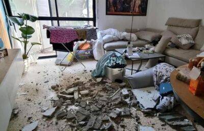 Ракета попала в квартиру в Сдероте; мать с новорожденной дочерью спаслись