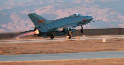 Китай превращает устаревшие истребители J-6 и J-7 в беспилотники, — СМИ