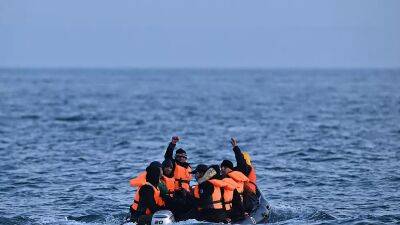 Более 400 мигрантов спасены в море