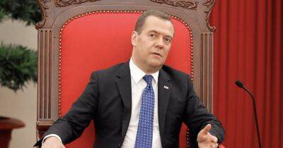 "Хотят в ненавистную Польшу": Медведев заявил, что Украина не нужна даже украинцам