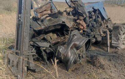 В Киевской области на заминированном поле подорвался тракторист