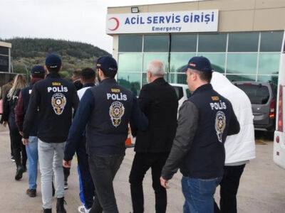 В Турции задержали более 130 человек, которые были участниками мошеннической схемы с инвестициями