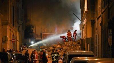 В центре Марселя среди ночи обрушилась многоэтажка, есть пострадавшие