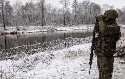 Латвия продолжит строить забор на границе с Беларусью