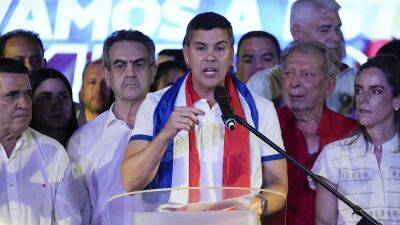 Президентом Парагвая избран Сантьяго Пенья