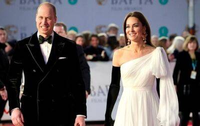 Кейт Миддлтон и принц Уильям опубликовали фото по случаю годовщины свадьбы