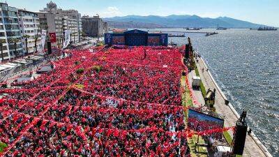 Всеобщие выборы в Турции: Эрдоган и Кылычдароглу провели гигантские митинги