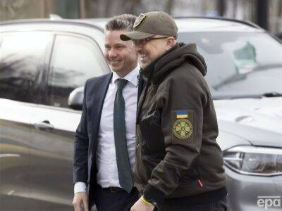 Резников обсудил с министром обороны Швеции "коалицию CV90"
