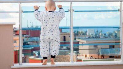 После падения двух детей с балконов: как предотвратить трагедию