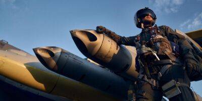 «Люди, покорившие небо». Фотографы Либеровы показали, как работают украинские летчики-штурмовики