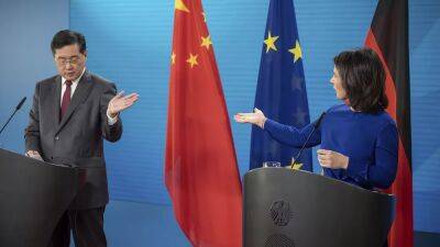 Переговоры глав МИД ФРГ и КНР: "Нейтралитет означает встать на сторону агрессора"