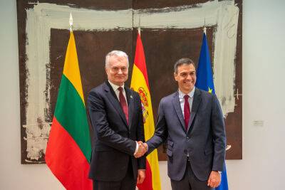 Науседа на встрече с премьером Испании подчеркнул необходимость укреплять восточный фланг